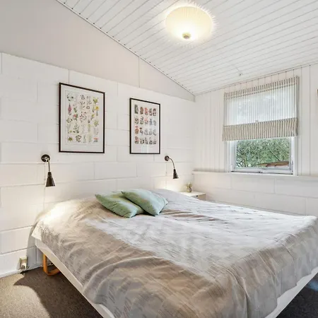 Well-maintained Close To A Good Ferienhaus